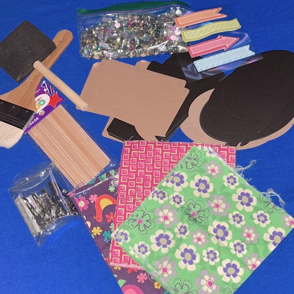 Huge Bundle of Scrapbook/Craft Assorted Supplies - Picture 5 of 7